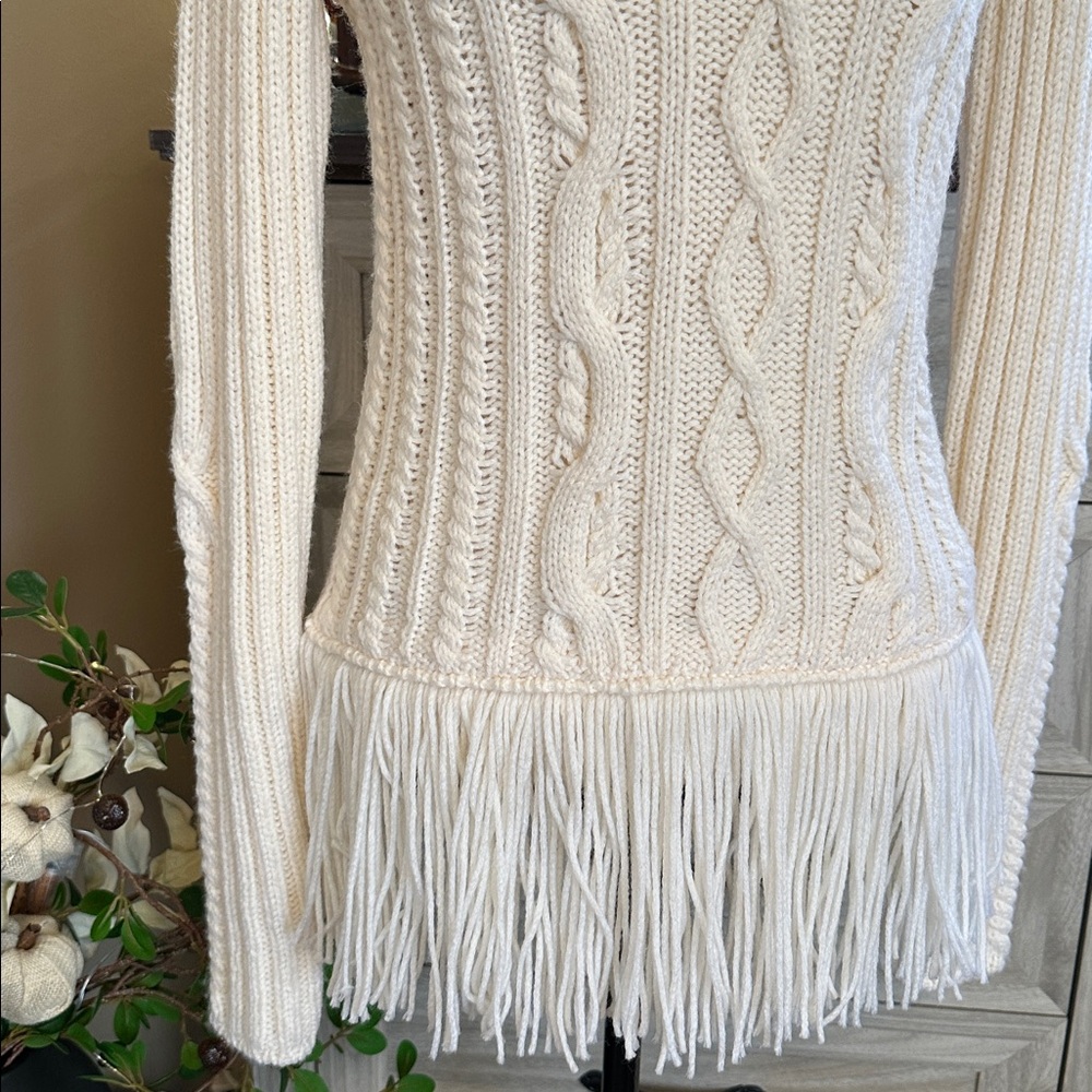 Tory Burch | Valero Fringe Hem Fisherman Sweater in Winter White - Picture 5 of 11